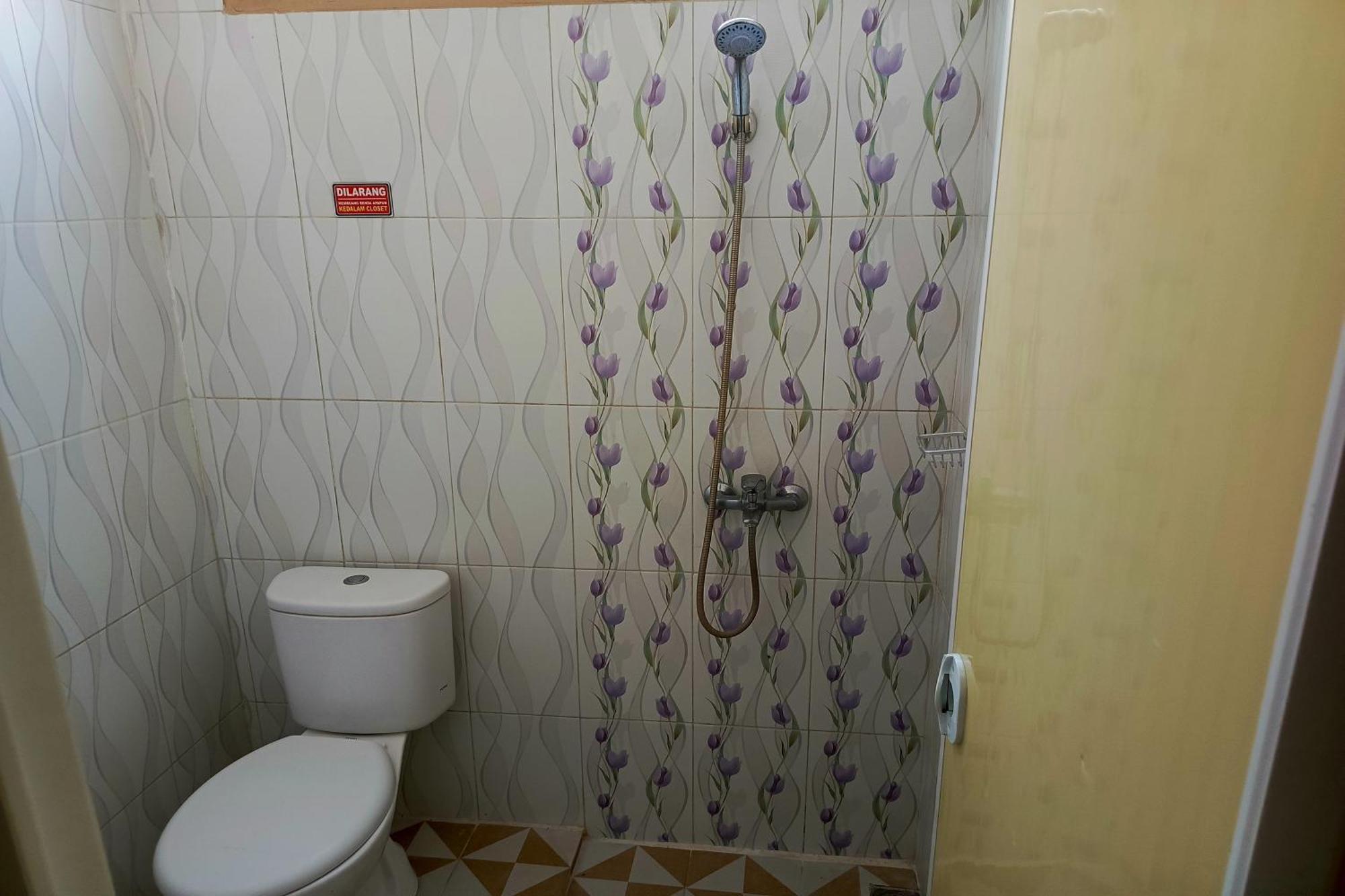 Adisa Homestay 玛琅 外观 照片