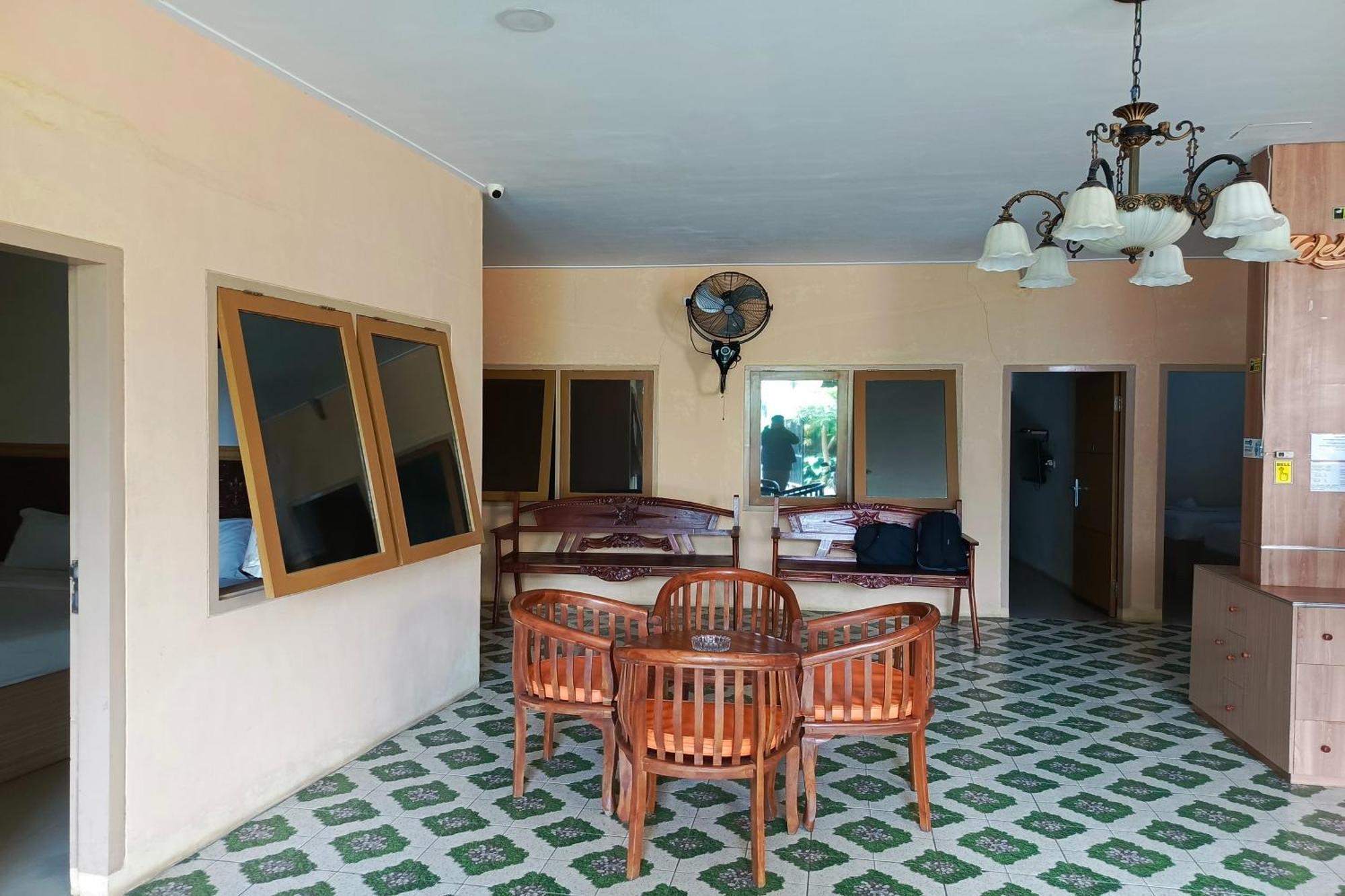 Adisa Homestay 玛琅 外观 照片